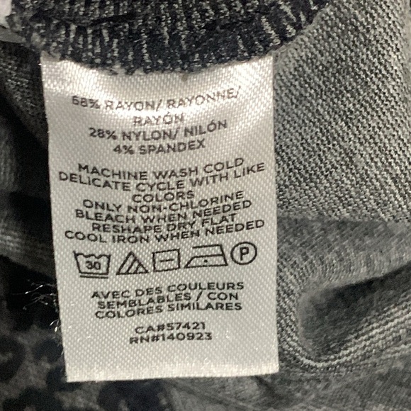 Women’s Loft Petites Cheetah Print Black/Gray Leggings Size MP EUC - Picture 6 of 6